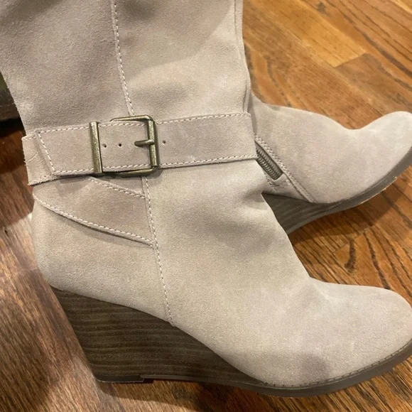 Sole Society Paloma Suede Knee High Wedge Boots Mushroom Gray 7.5 - Picture 2 of 3